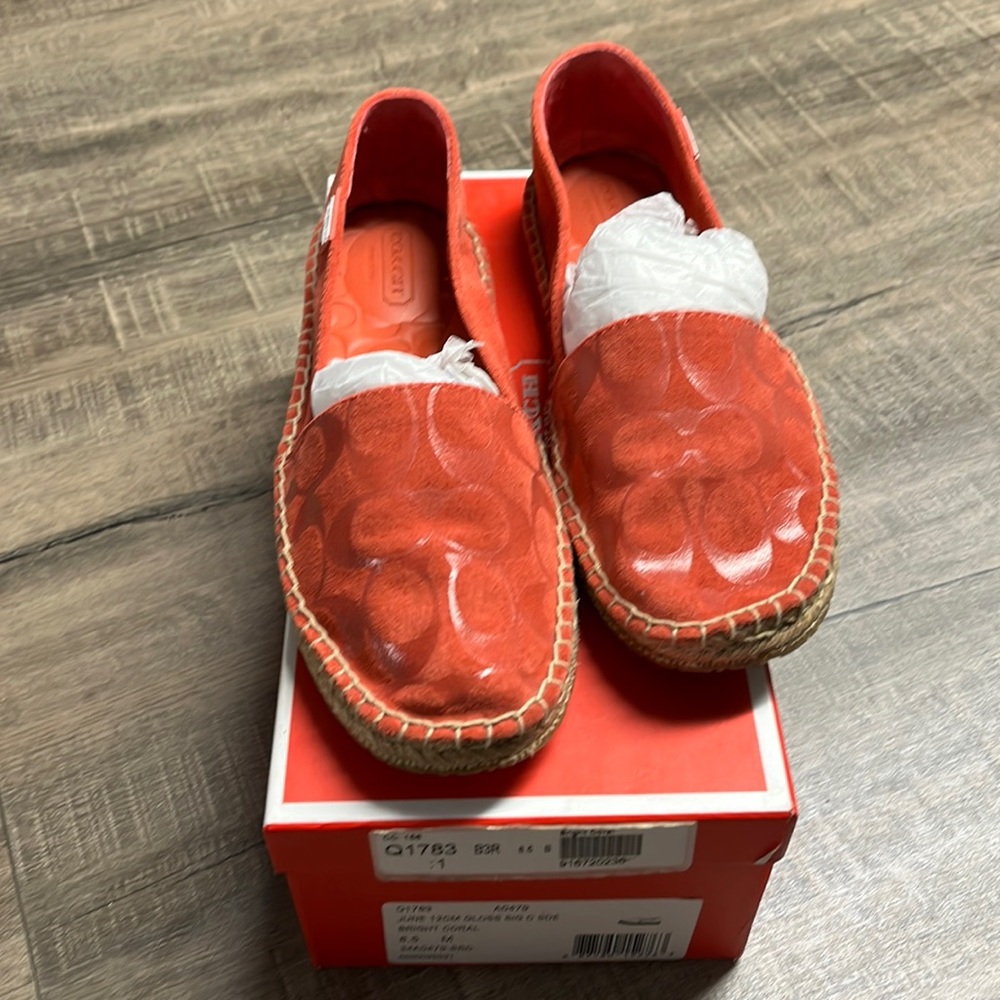 Coach flats 8.5